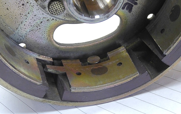 The ignition trigger timing points inside the 125H rotor.