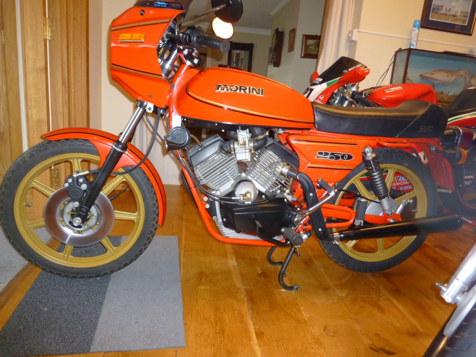 Morini 250 A.JPG