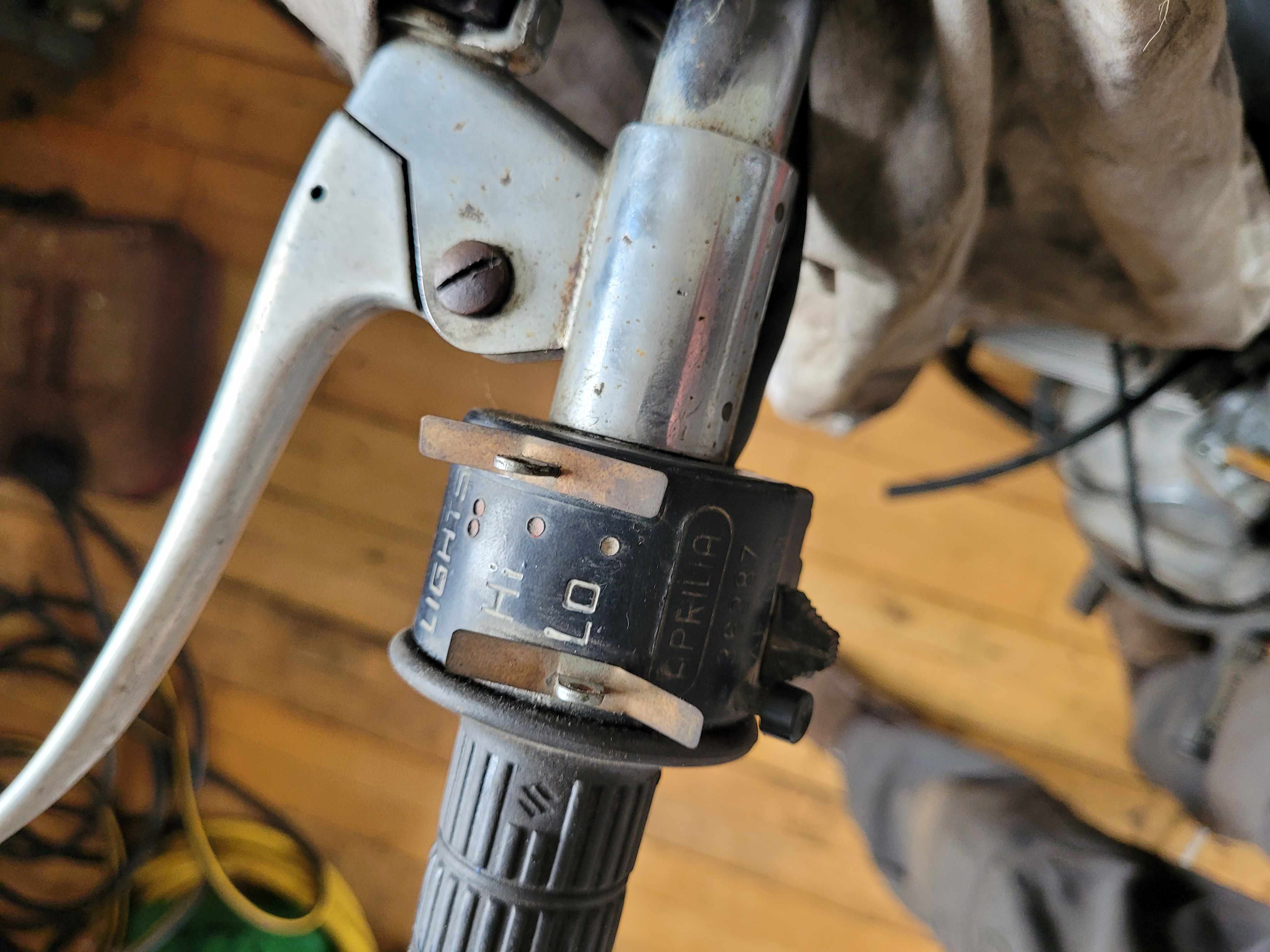 switch small img 2.jpg