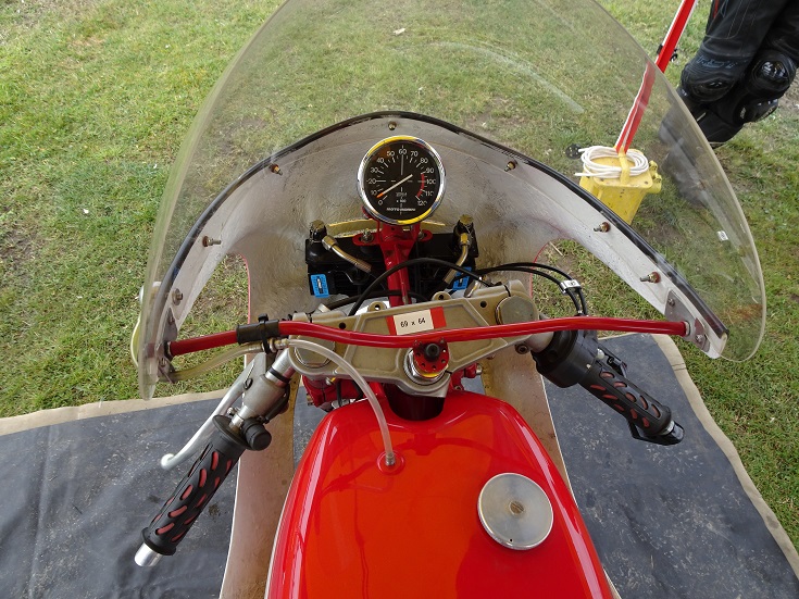 DSC01468r15.jpg